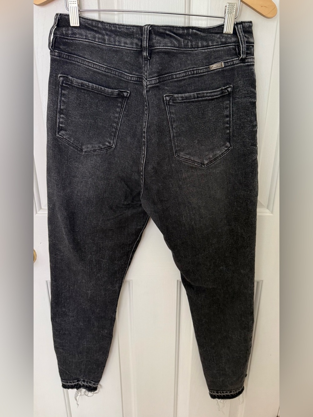 KanCan Women’s Size 11/29 Black Wash Skinny Jeans Frayed Hem - Picture 2 of 7